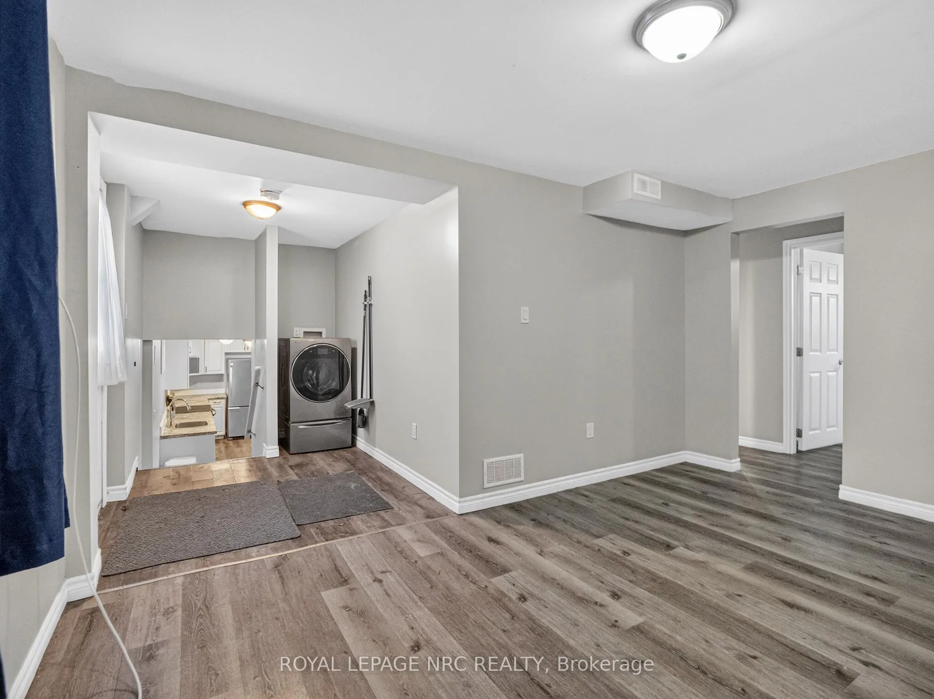 Photo 5 of Unit LOWER, 34 Preston Place, Welland, N. Welland — HOMEH