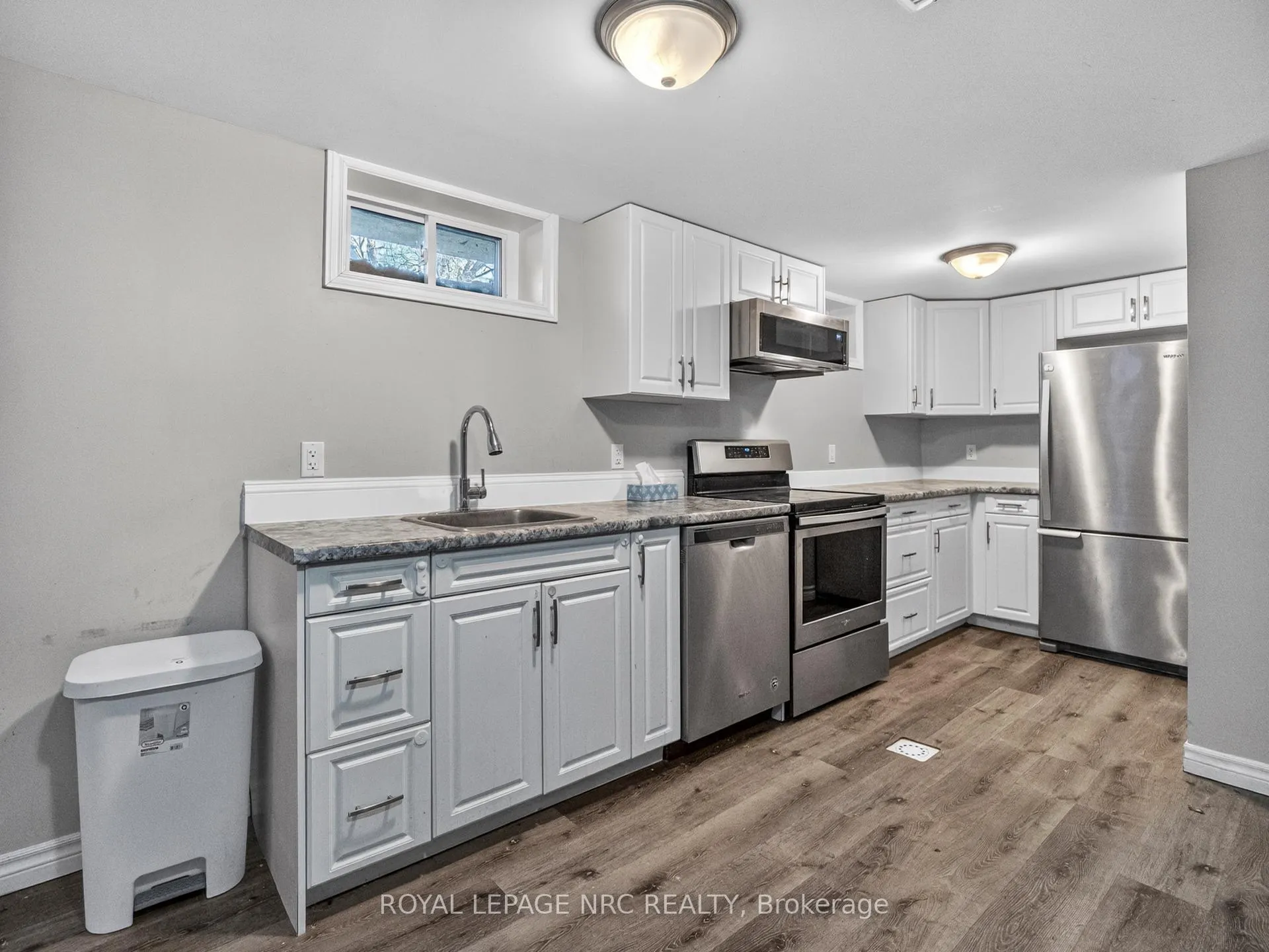 Photo 10 of Unit LOWER, 34 Preston Place, Welland, N. Welland — HOMEH