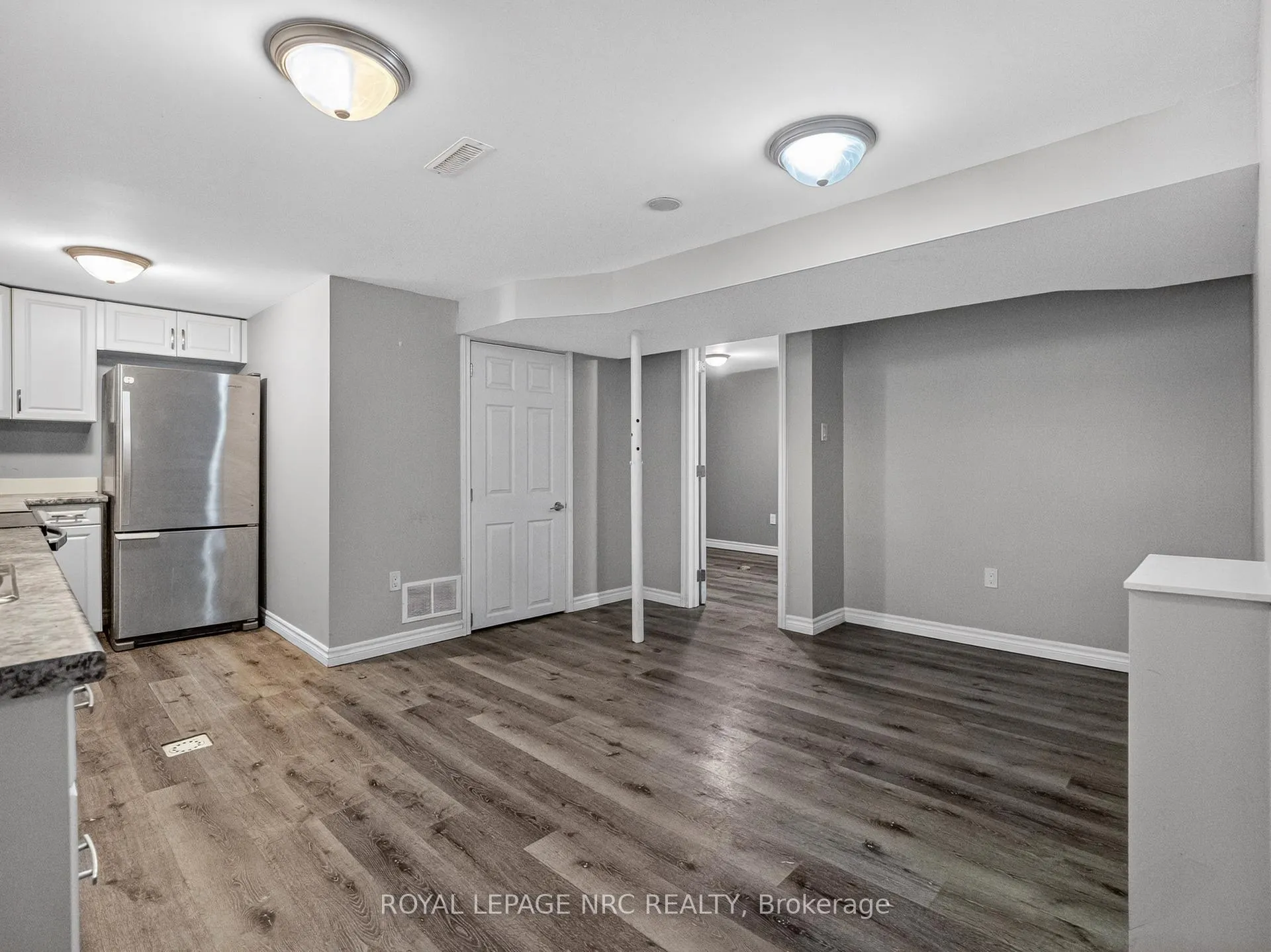 Photo 11 of Unit LOWER, 34 Preston Place, Welland, N. Welland — HOMEH