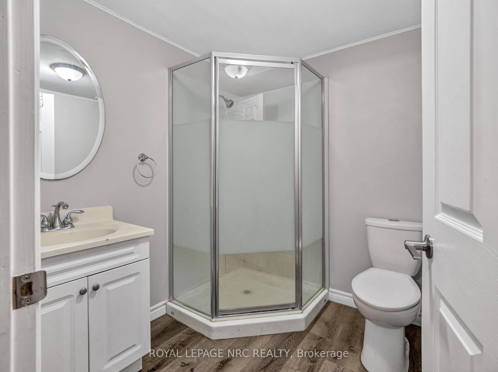 Photo 17 of Unit LOWER, 34 Preston Place, Welland, N. Welland — HOMEH