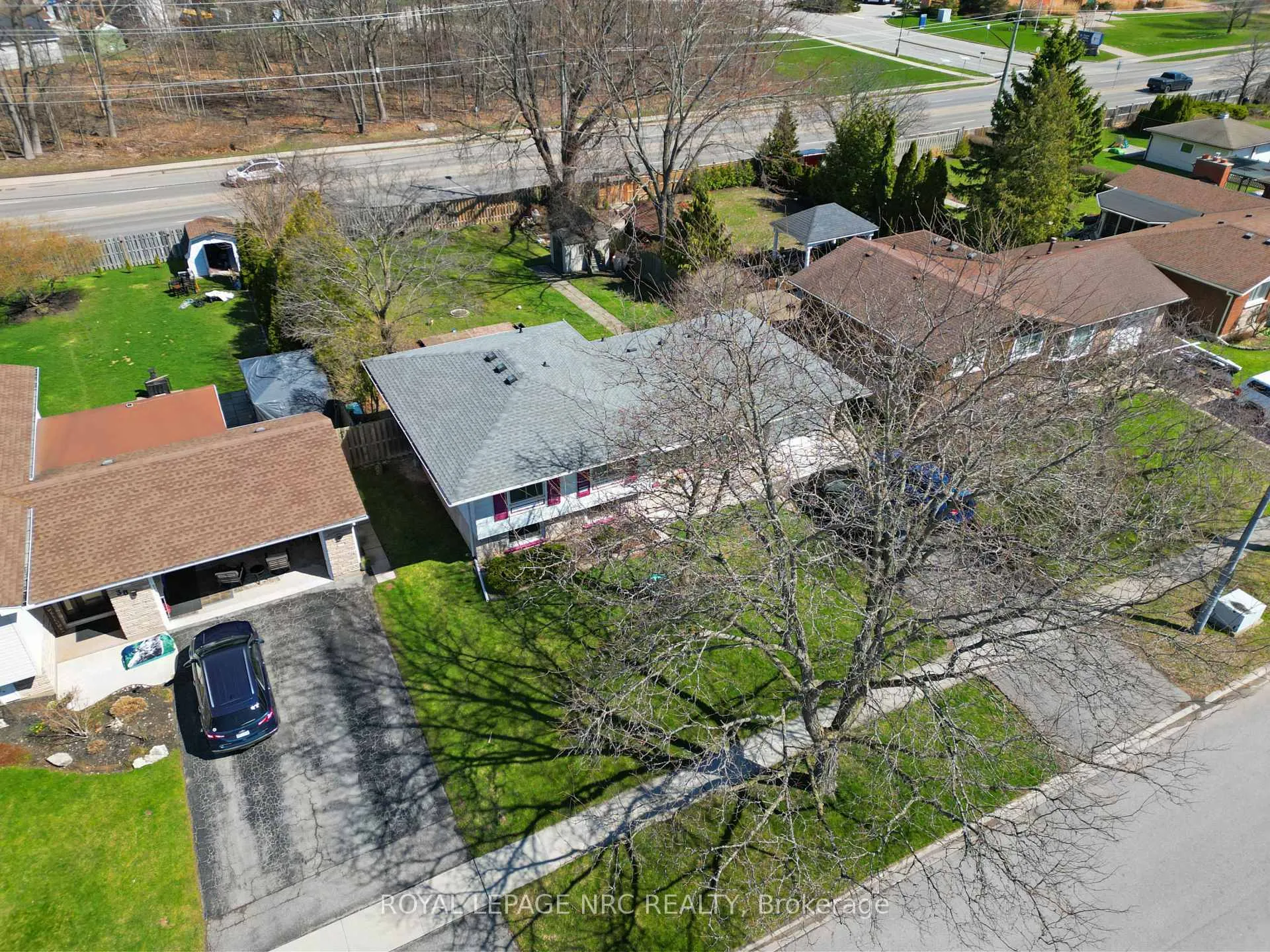 Photo 20 of Unit LOWER, 34 Preston Place, Welland, N. Welland — HOMEH