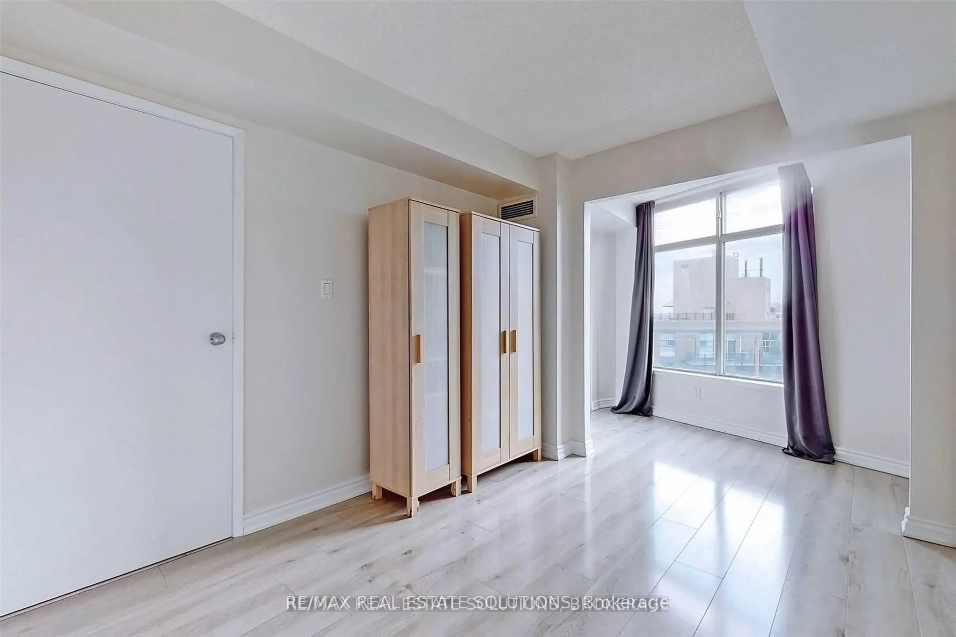 Photo 8 of Unit 1119, 650 Queens Quay W, Toronto, Niagara — HOMEH