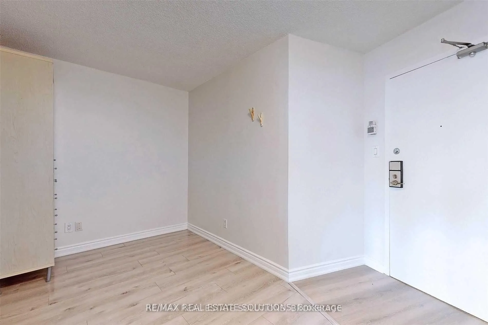 Photo 10 of Unit 1119, 650 Queens Quay W, Toronto, Niagara — HOMEH