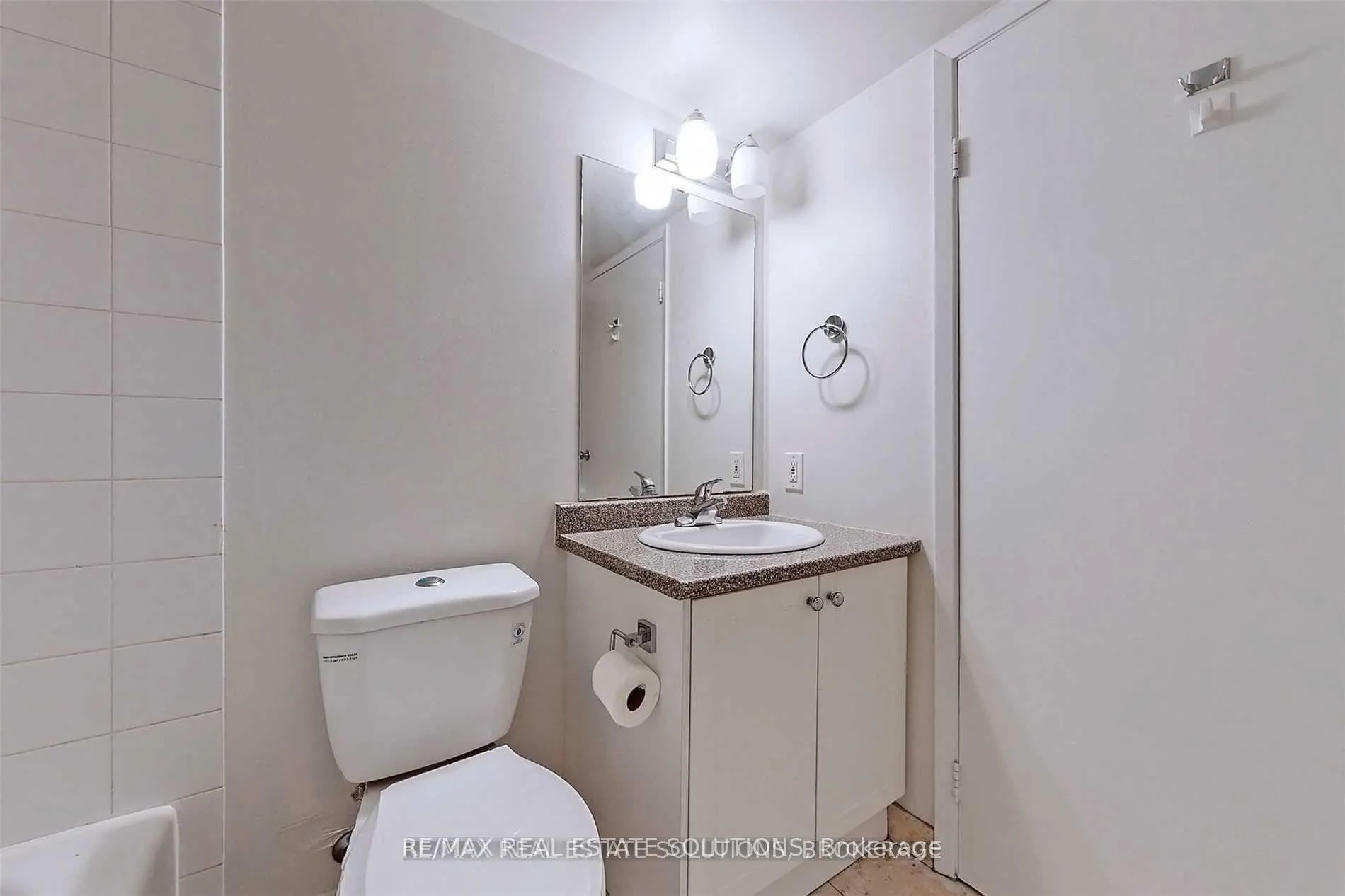 Photo 12 of Unit 1119, 650 Queens Quay W, Toronto, Niagara — HOMEH