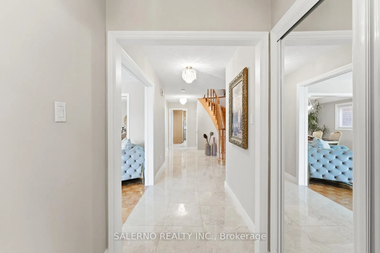 Photo 6 of 125 Kaiser Drive, Vaughan, West Woodbridge — HOMEH
