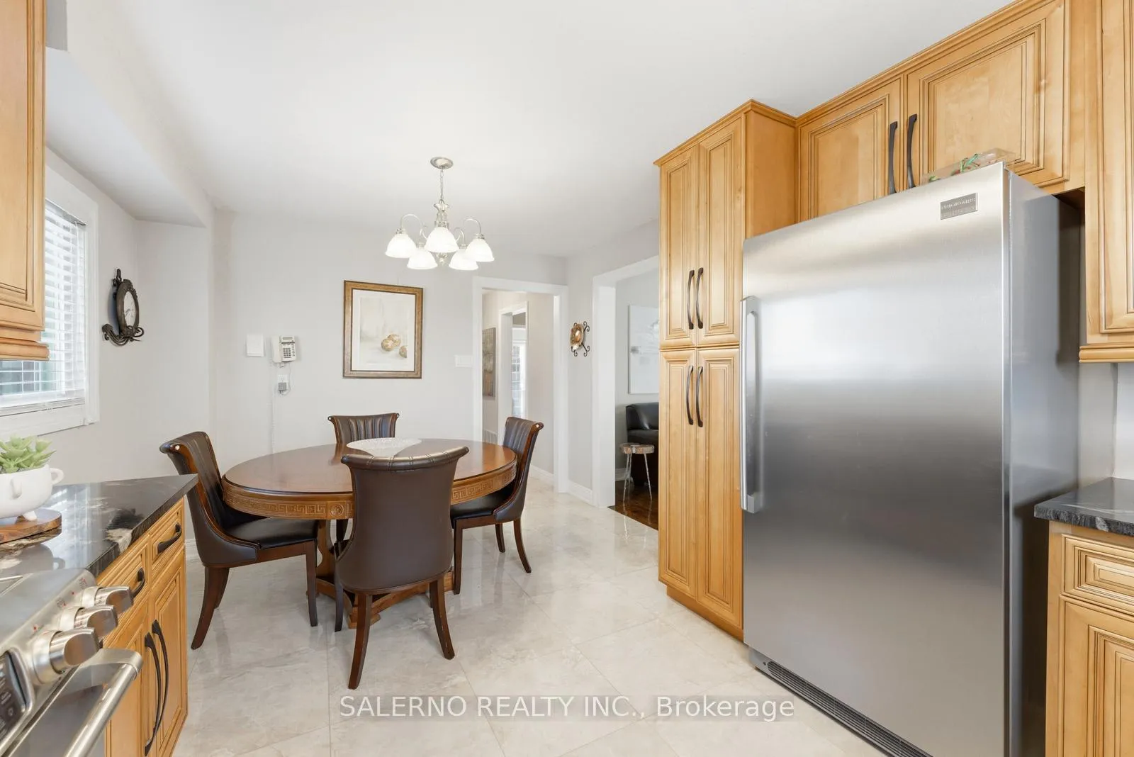 Photo 16 of 125 Kaiser Drive, Vaughan, West Woodbridge — HOMEH