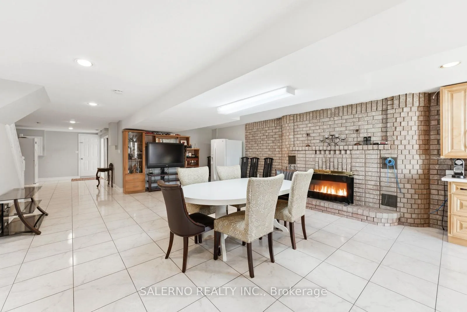 Photo 33 of 125 Kaiser Drive, Vaughan, West Woodbridge — HOMEH