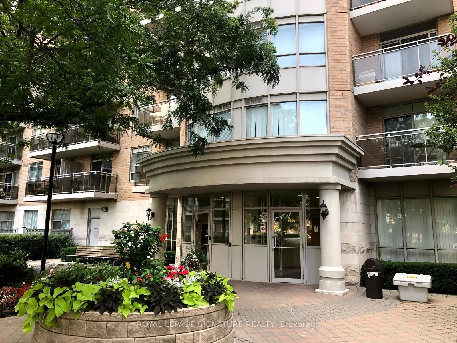 Front of Unit 234, 650 Lawrence Avenue W