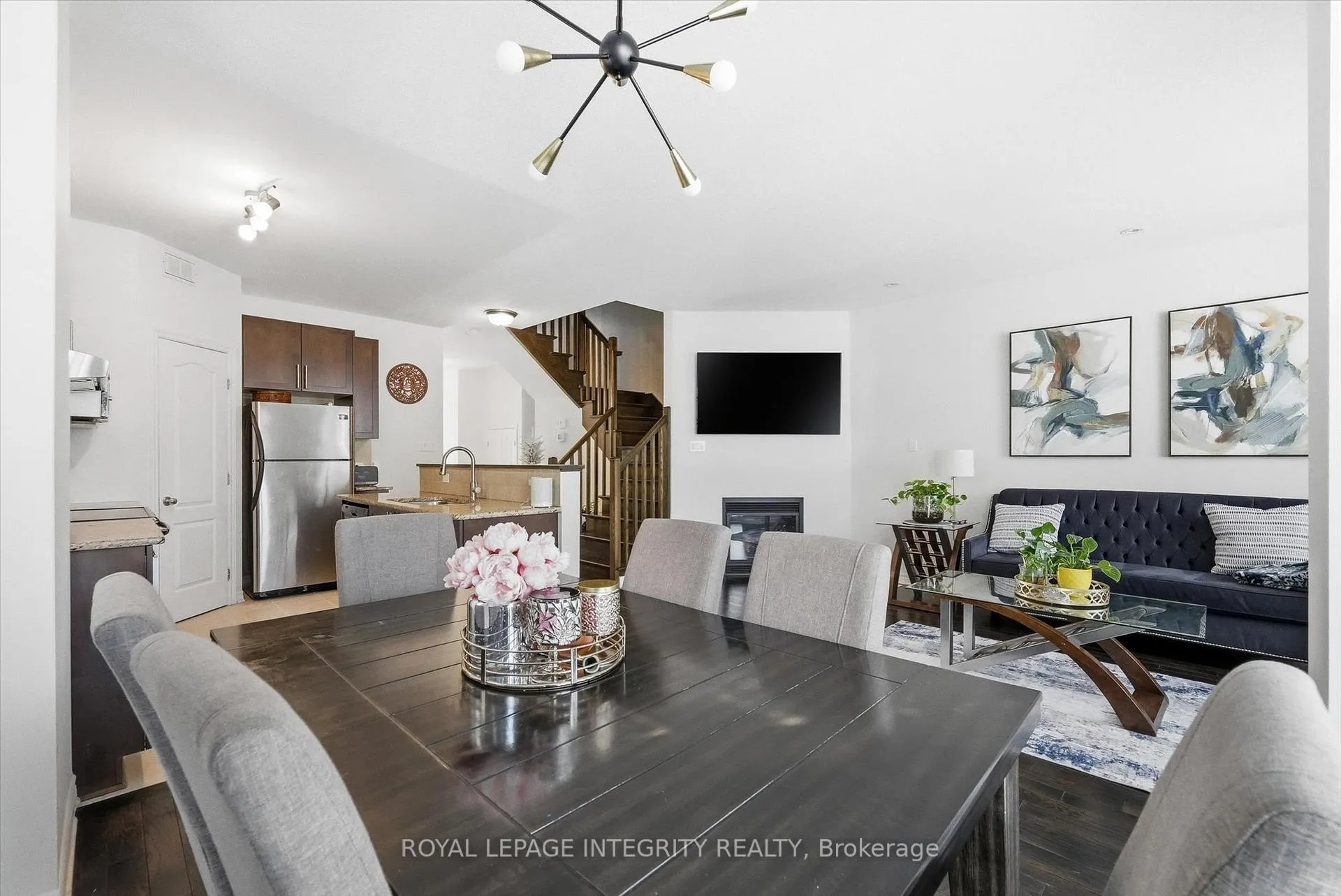 Photo 12 of 418 Rochefort Circle, Ottawa, Avalon West — HOMEH