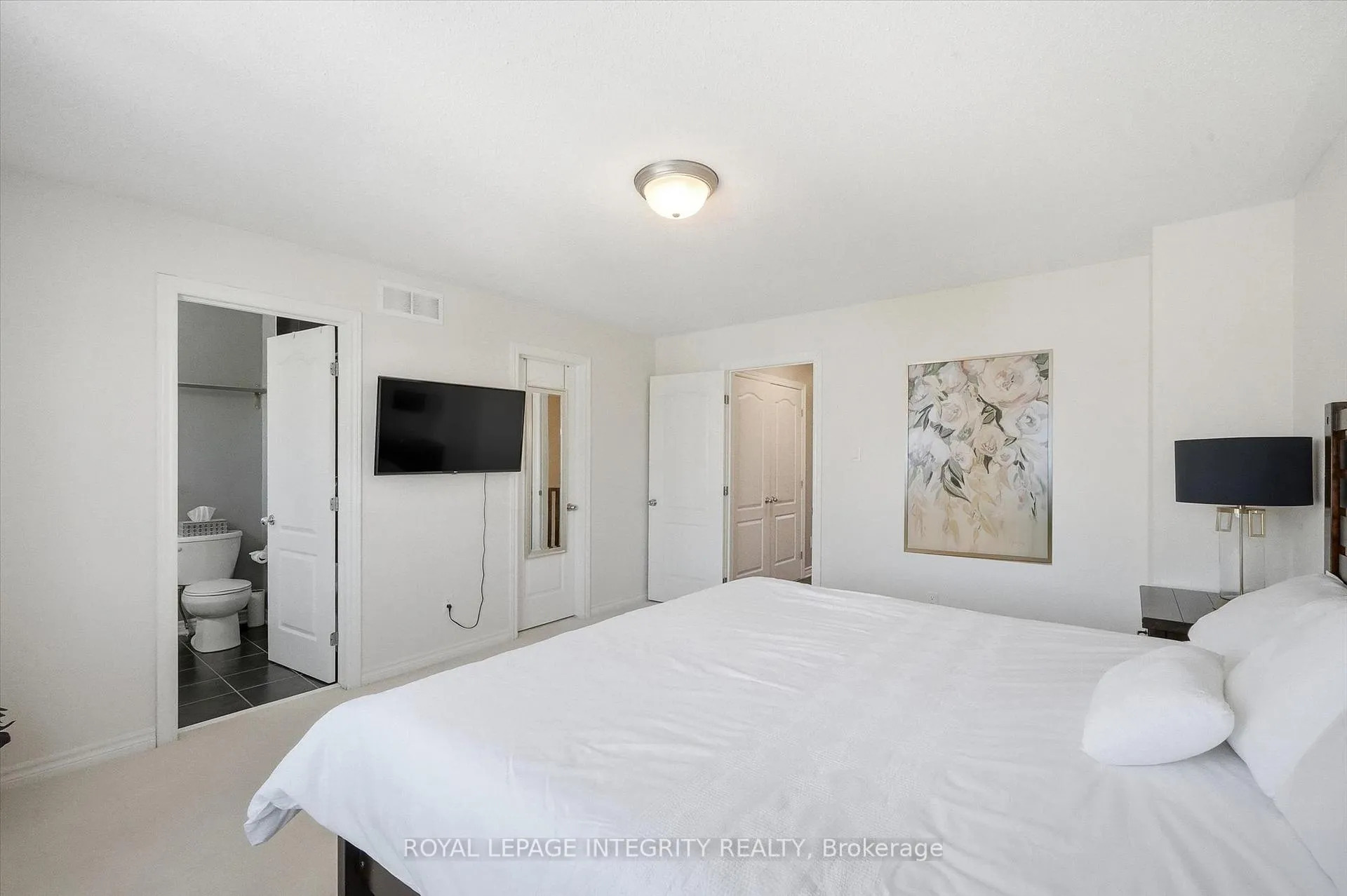 Photo 19 of 418 Rochefort Circle, Ottawa, Avalon West — HOMEH
