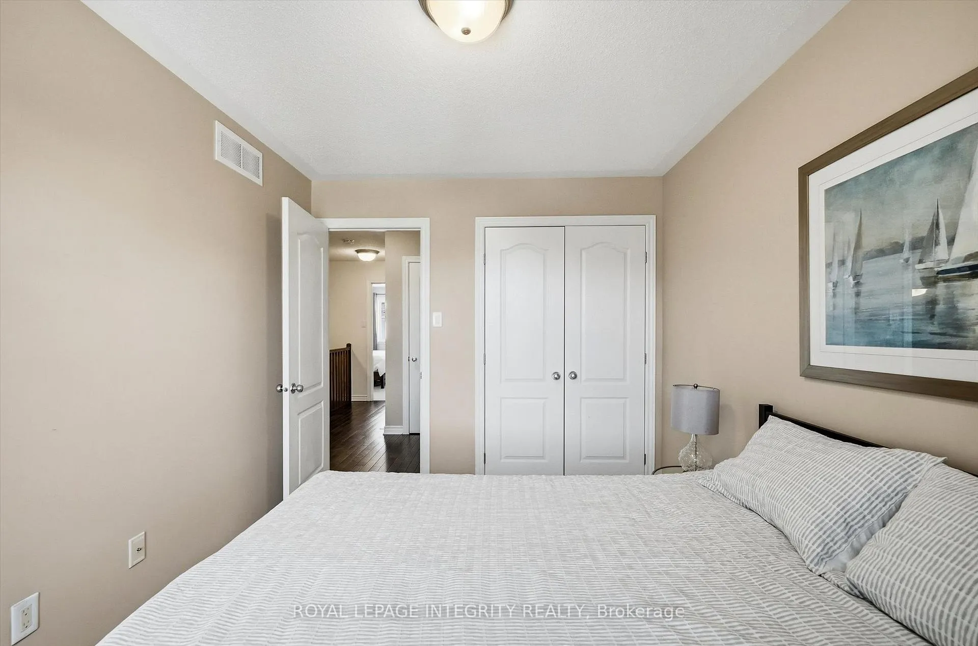Photo 26 of 418 Rochefort Circle, Ottawa, Avalon West — HOMEH