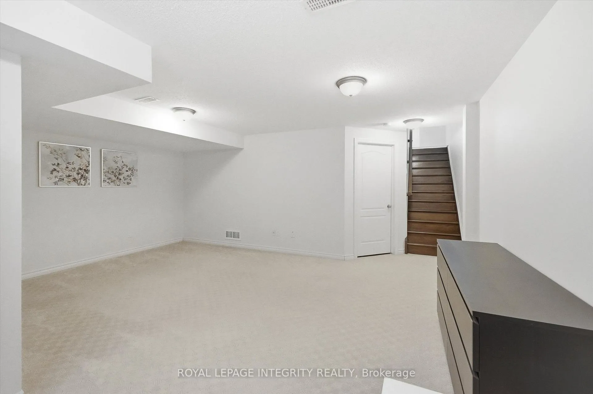 Photo 31 of 418 Rochefort Circle, Ottawa, Avalon West — HOMEH