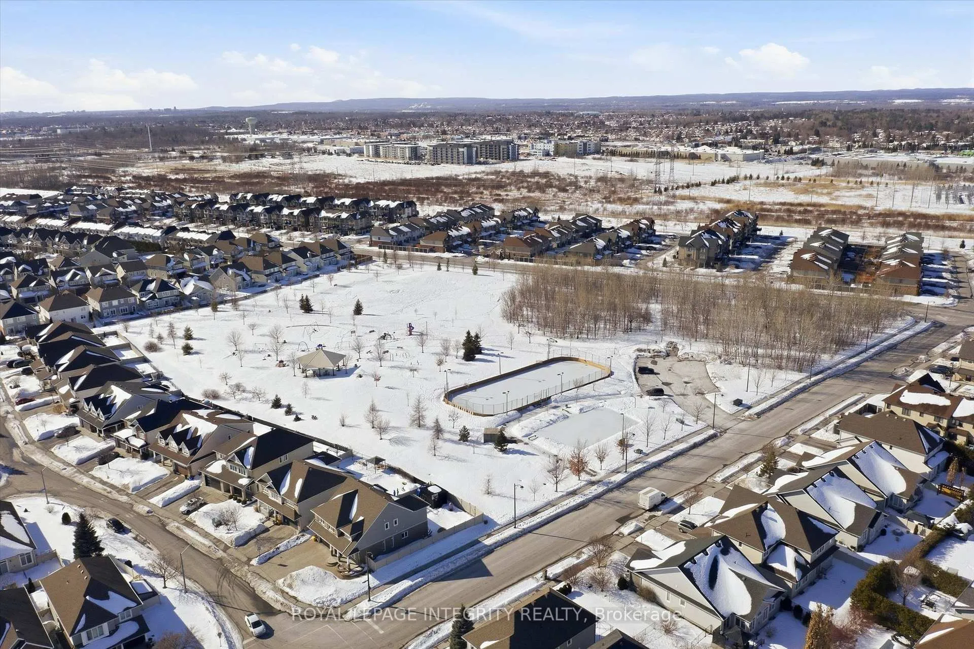 Photo 39 of 418 Rochefort Circle, Ottawa, Avalon West — HOMEH