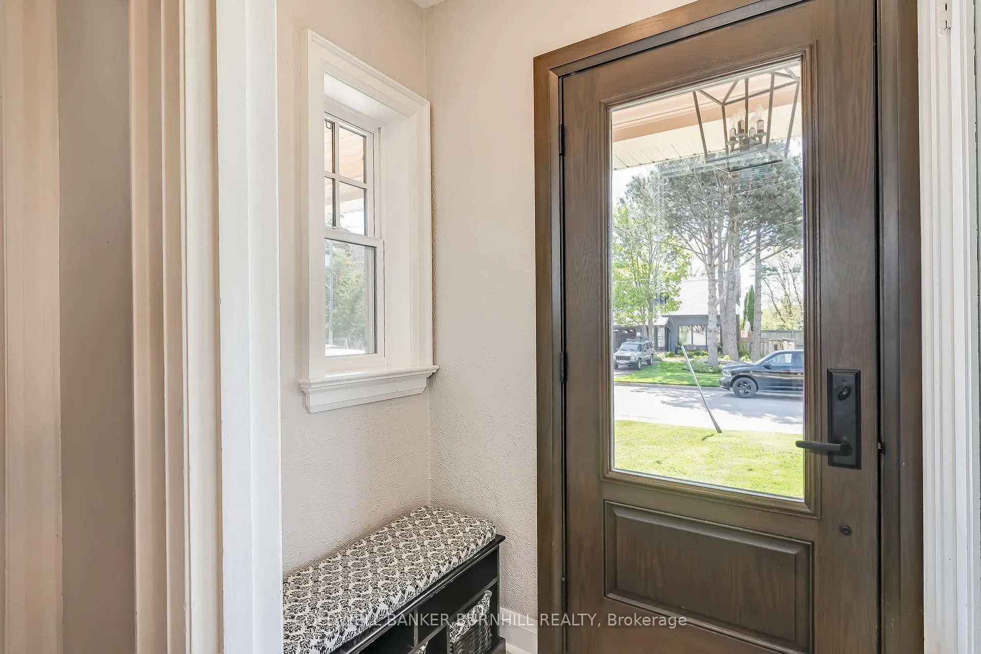Photo 7 of 1153 Bellview Street, Burlington, Brant — HOMEH