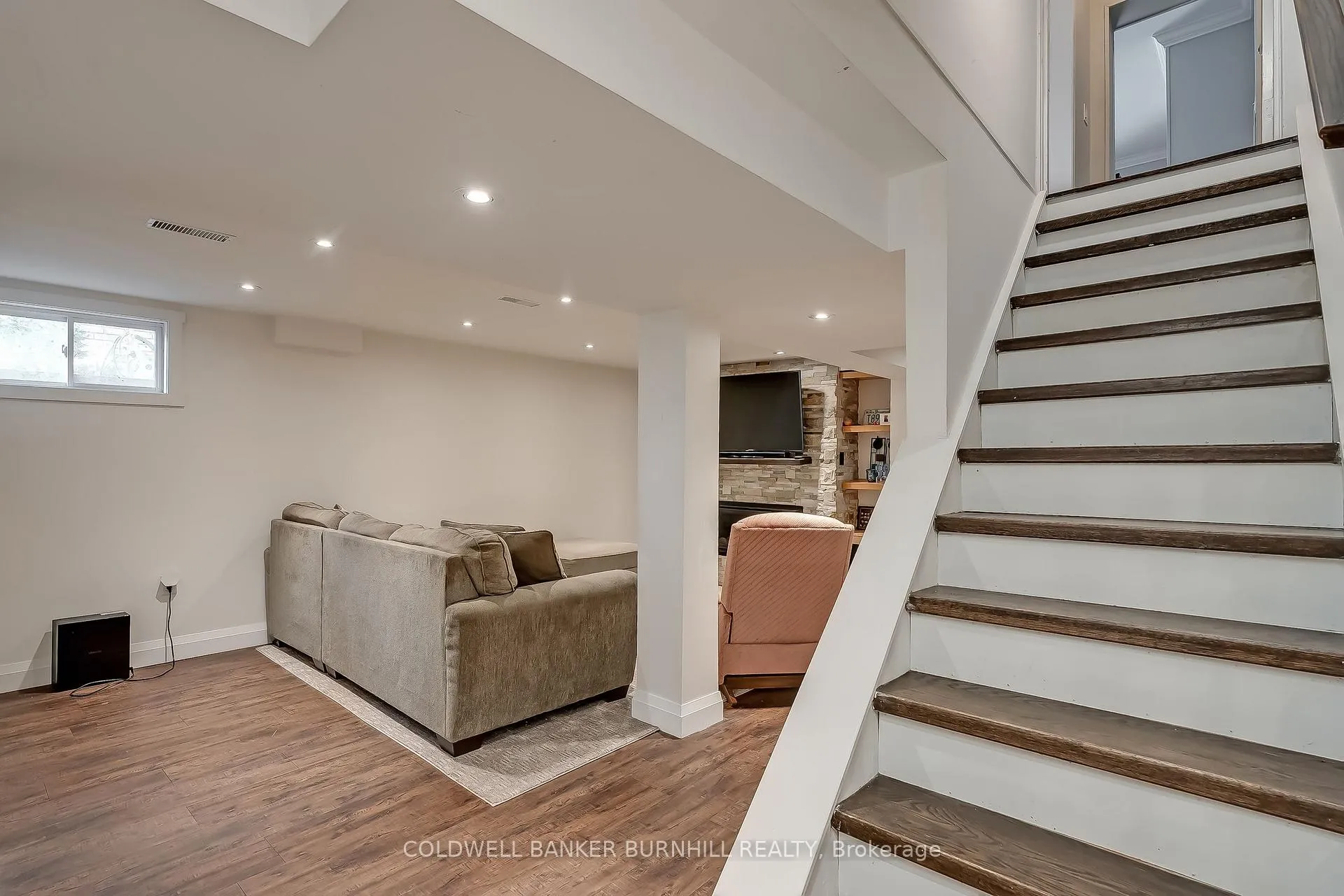 Photo 35 of 1153 Bellview Street, Burlington, Brant — HOMEH