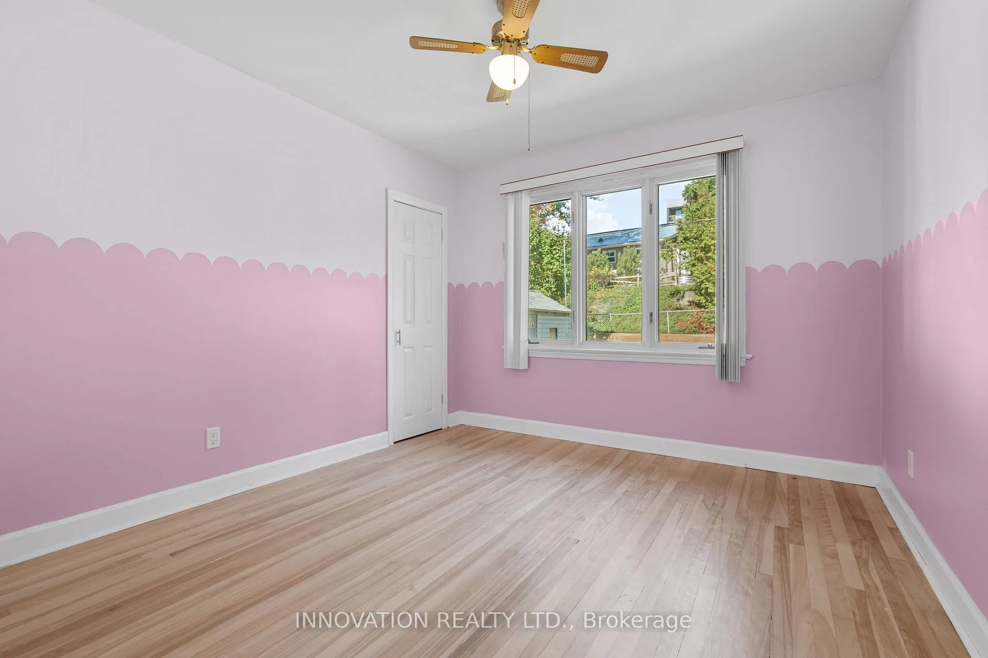 Photo 18 of 1811 Hutton Avenue, Ottawa, Elmvale Acres — HOMEH