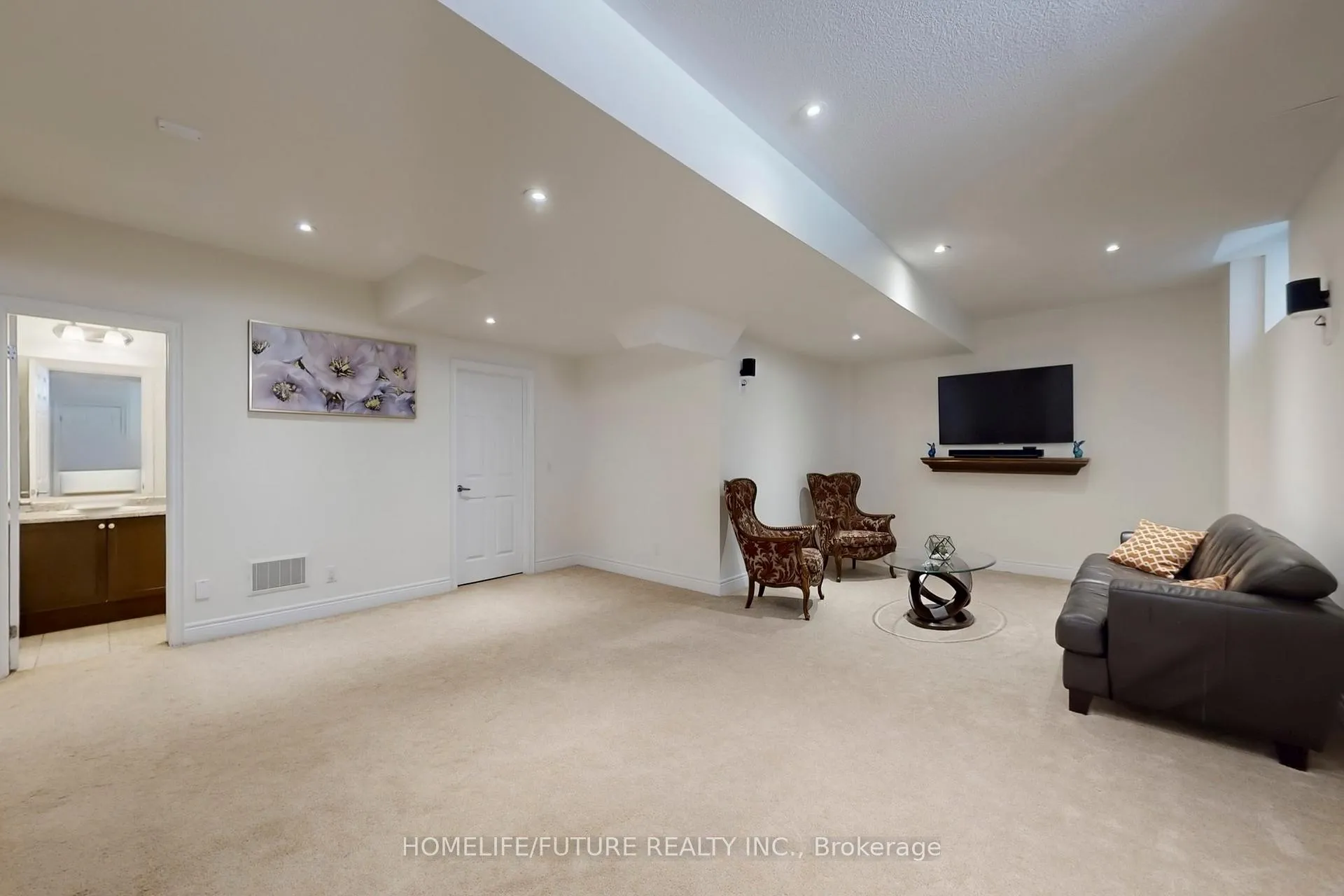 Photo 39 of 44 Micklefield Avenue, Whitby, Rural Whitby — HOMEH