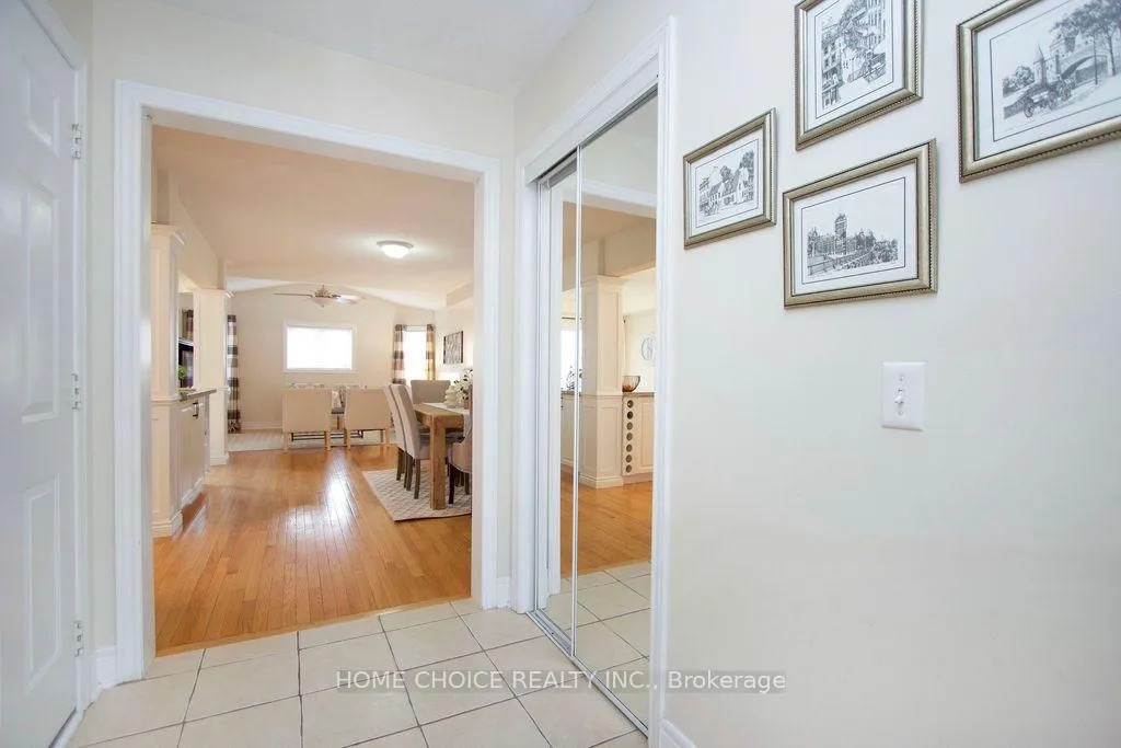 Photo 4 of 200 Bathgate Crescent, Clarington, Courtice — HOMEH
