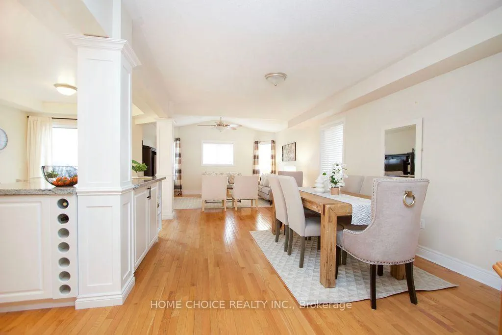 Photo 5 of 200 Bathgate Crescent, Clarington, Courtice — HOMEH