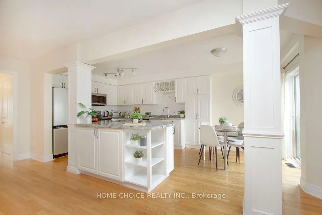 Photo 8 of 200 Bathgate Crescent, Clarington, Courtice — HOMEH