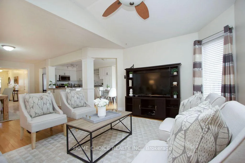 Photo 16 of 200 Bathgate Crescent, Clarington, Courtice — HOMEH