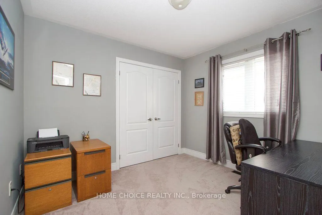 Photo 24 of 200 Bathgate Crescent, Clarington, Courtice — HOMEH