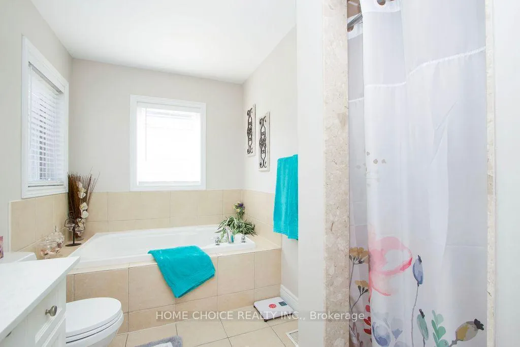 Photo 29 of 200 Bathgate Crescent, Clarington, Courtice — HOMEH