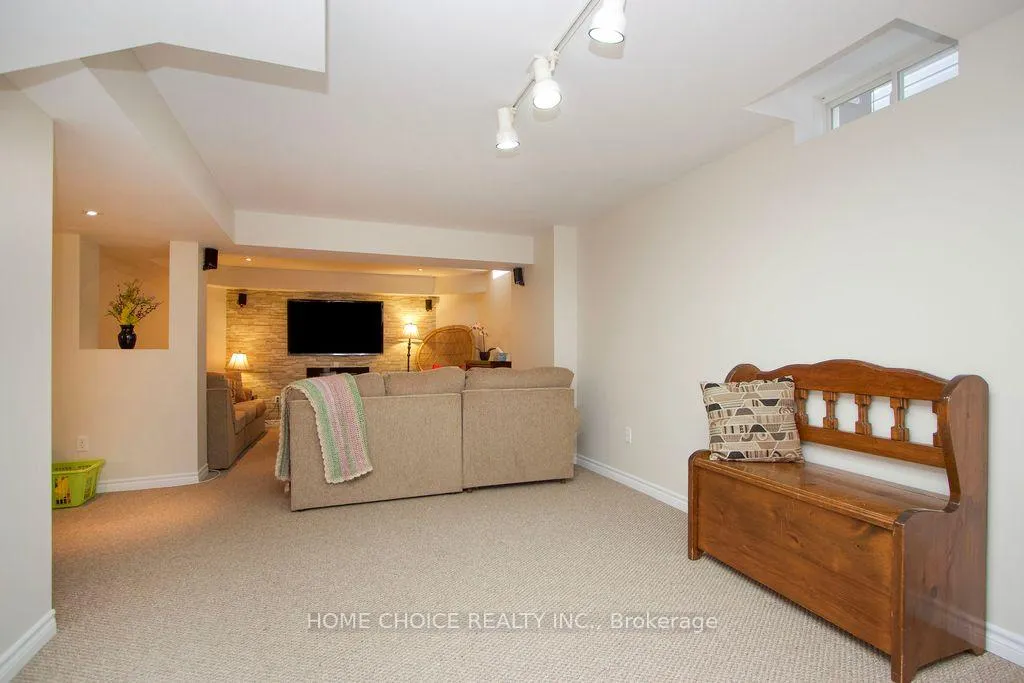 Photo 31 of 200 Bathgate Crescent, Clarington, Courtice — HOMEH
