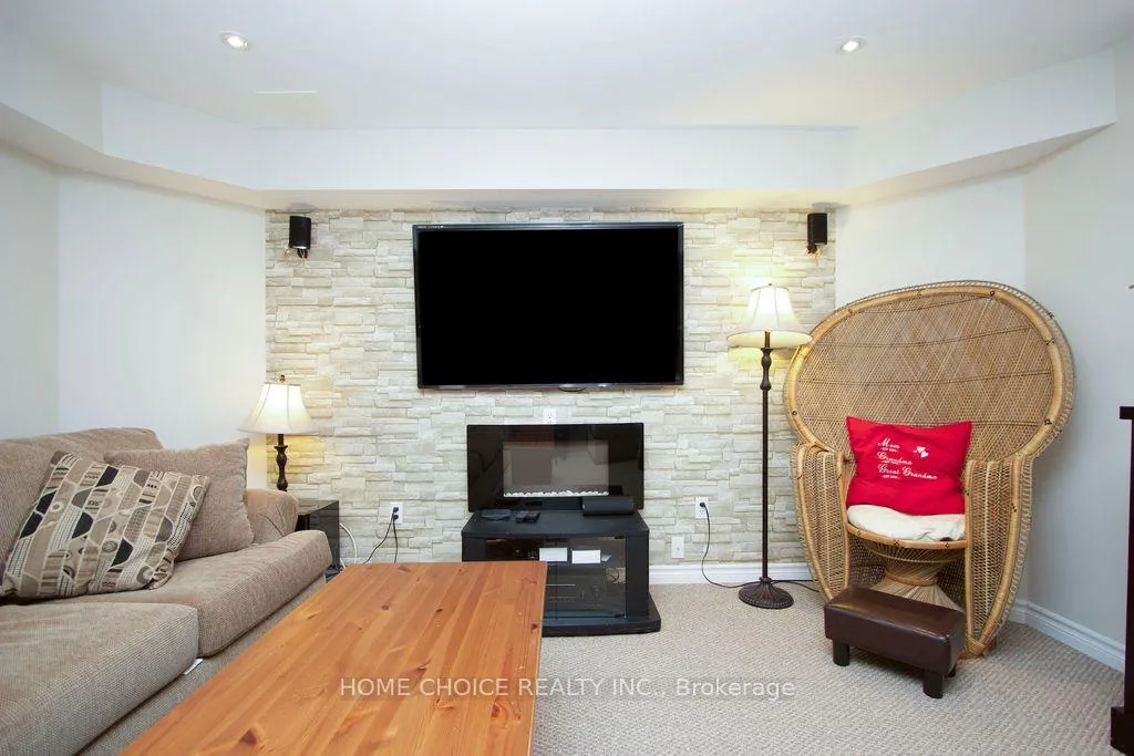 Photo 33 of 200 Bathgate Crescent, Clarington, Courtice — HOMEH
