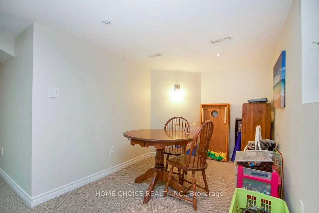 Photo 35 of 200 Bathgate Crescent, Clarington, Courtice — HOMEH