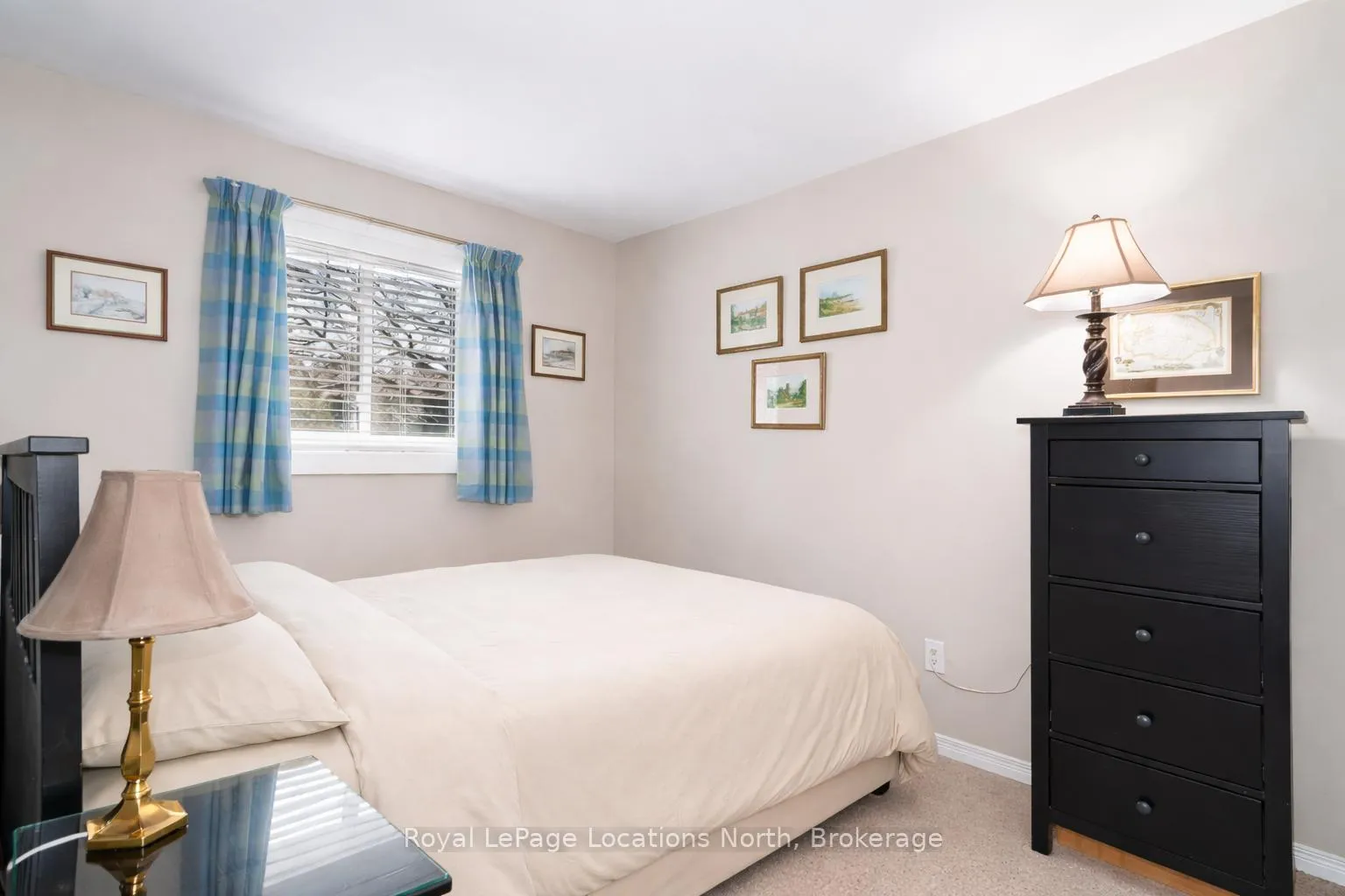 Photo 7 of 172 Escarpment Crescent, Collingwood — HOMEH