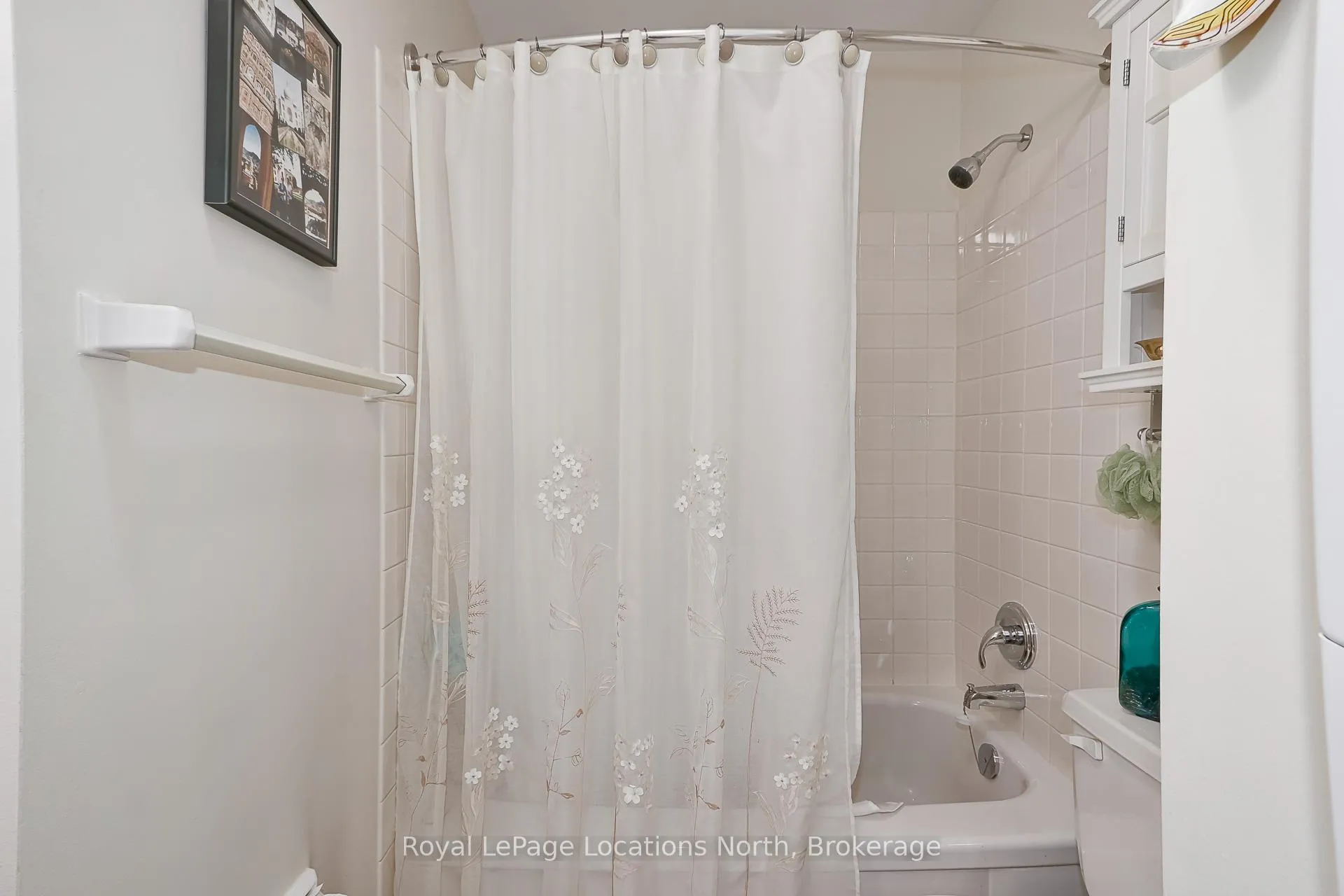 Photo 9 of 172 Escarpment Crescent, Collingwood — HOMEH