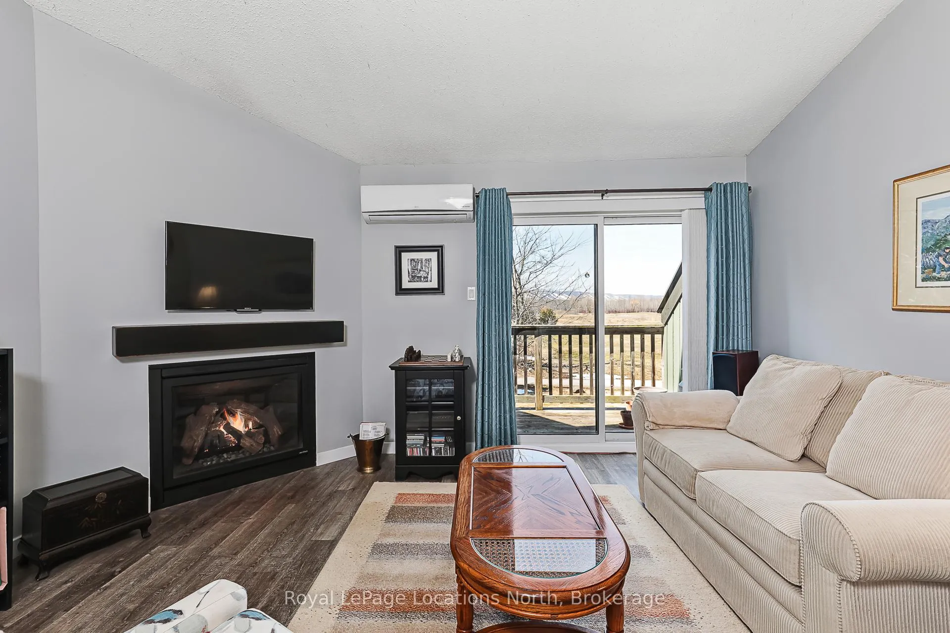 Photo 15 of 172 Escarpment Crescent, Collingwood — HOMEH