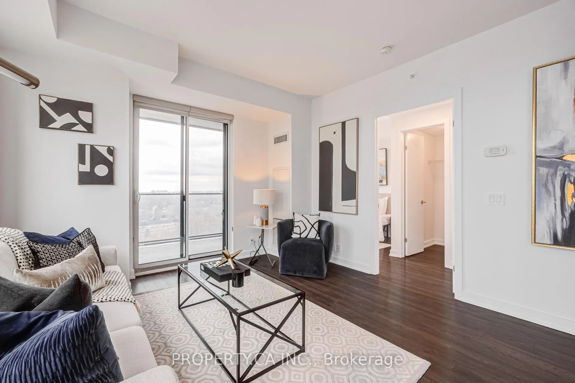 Photo 4 of Unit 1501, 10 Park Lawn Road, Etobicoke, Mimico — HOMEH