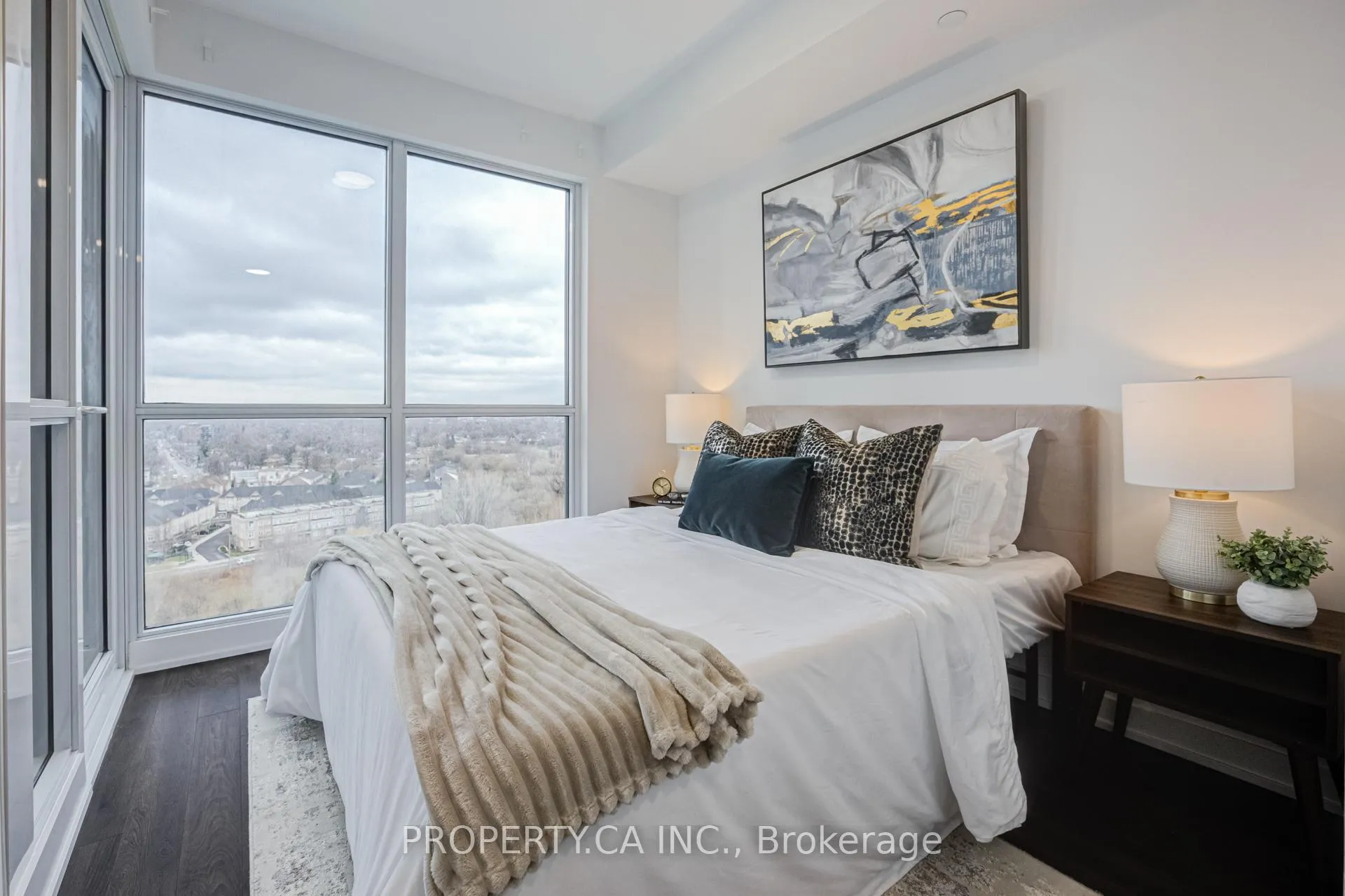 Photo 8 of Unit 1501, 10 Park Lawn Road, Etobicoke, Mimico — HOMEH