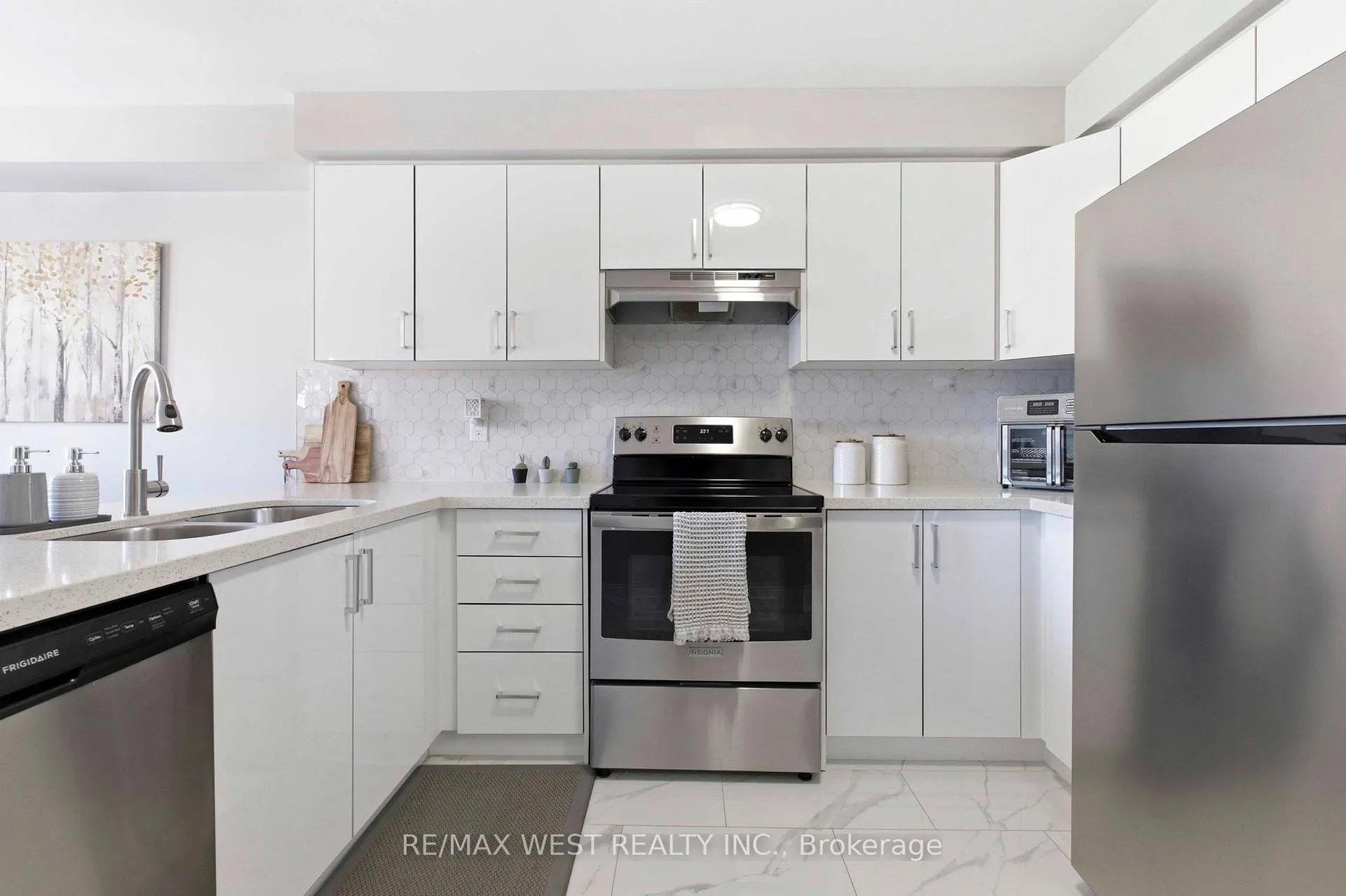 Photo 10 of Unit 80, 57 Brickyard Way, Brampton, Brampton North — HOMEH