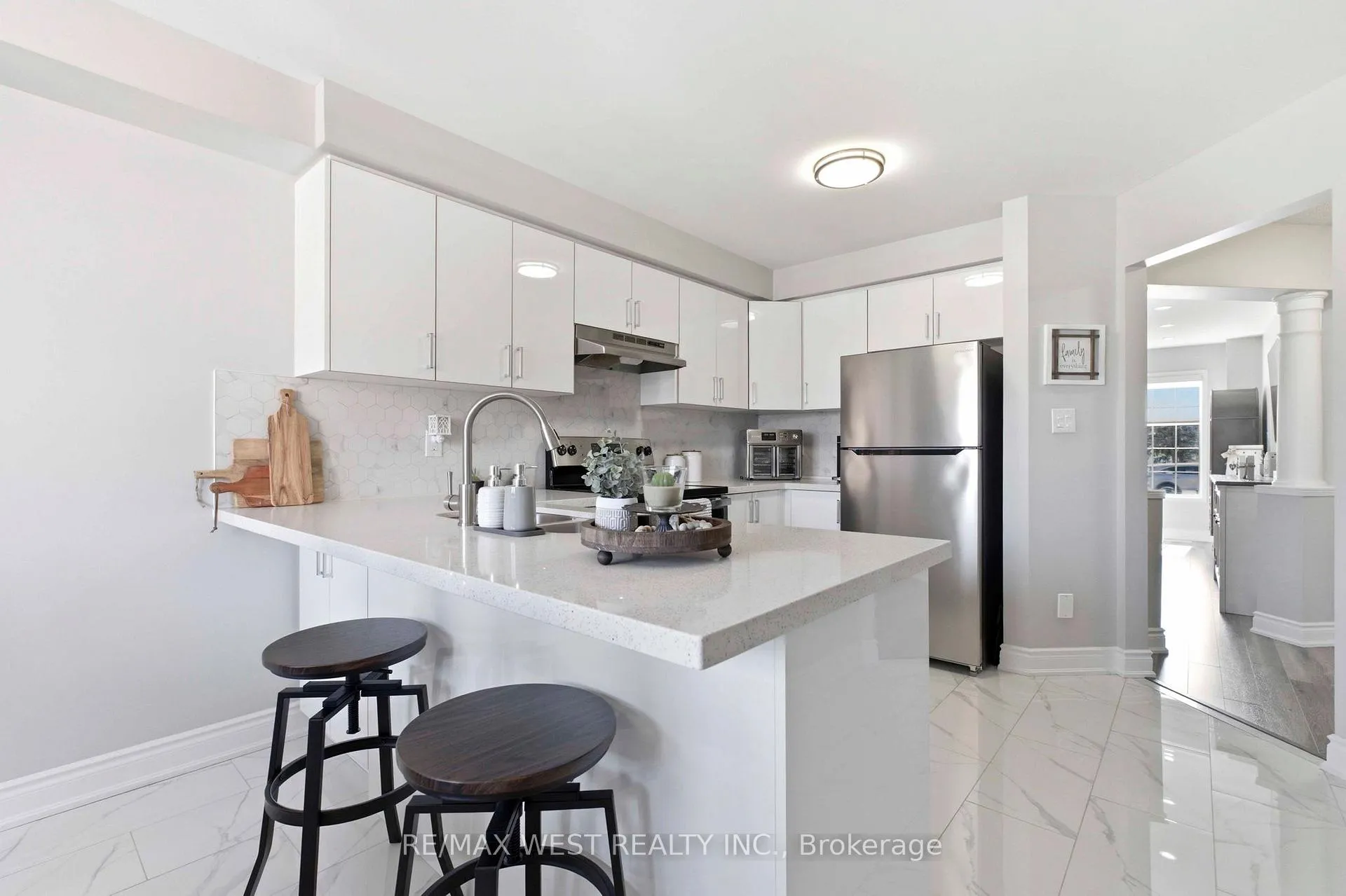 Photo 11 of Unit 80, 57 Brickyard Way, Brampton, Brampton North — HOMEH