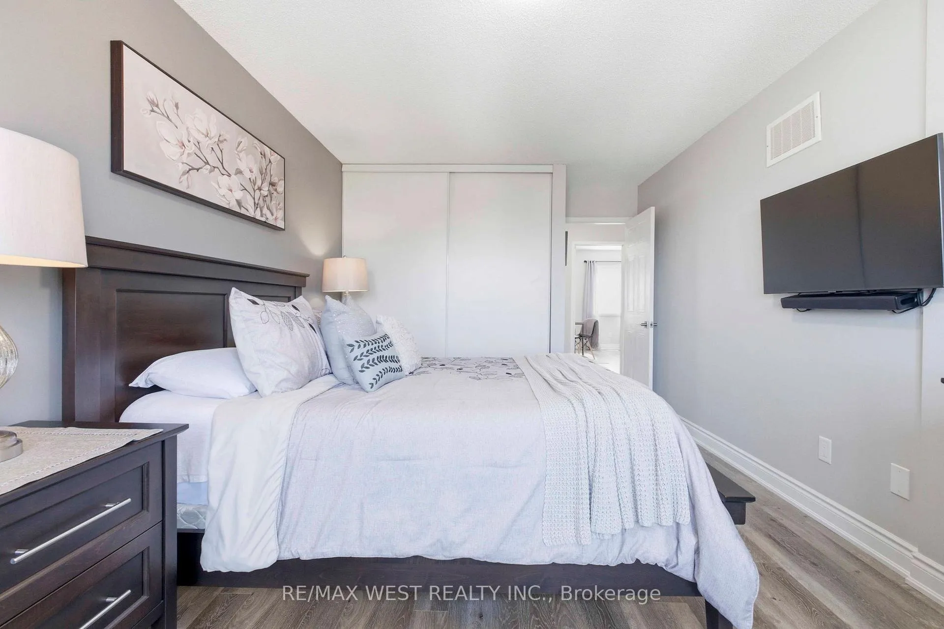 Photo 20 of Unit 80, 57 Brickyard Way, Brampton, Brampton North — HOMEH