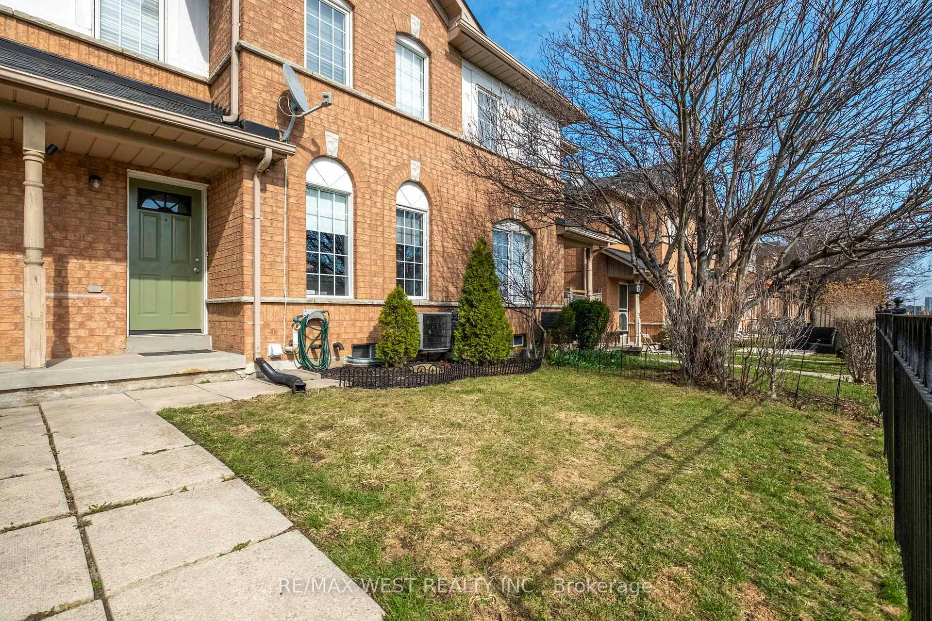 Photo 31 of Unit 80, 57 Brickyard Way, Brampton, Brampton North — HOMEH
