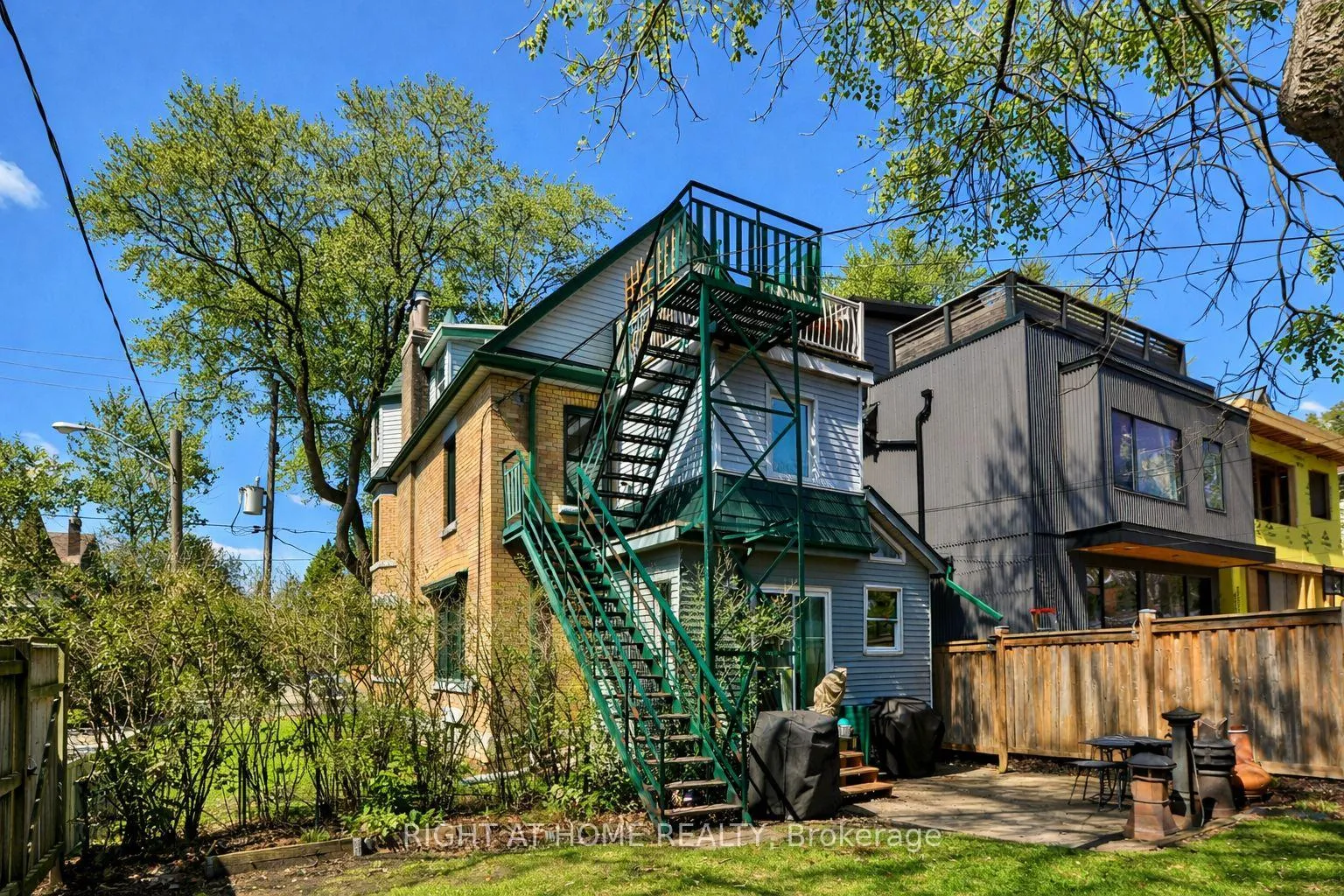 Photo 4 of 341 Sunnyside Avenue, Toronto, High Park-Swansea — HOMEH