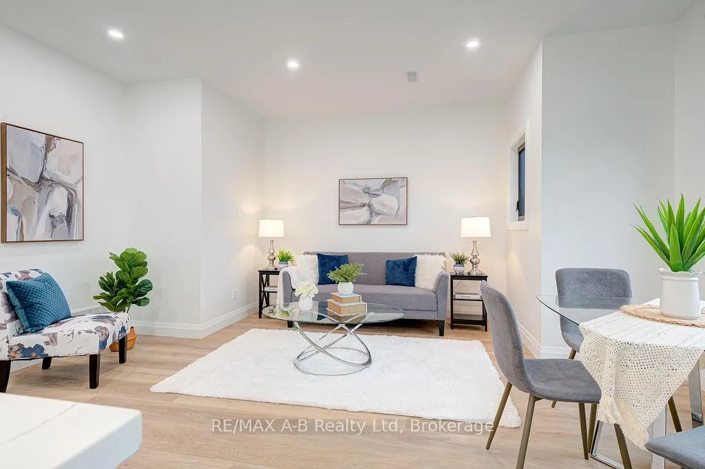 Photo 2 of 312 Forman Avenue, Stratford — HOMEH