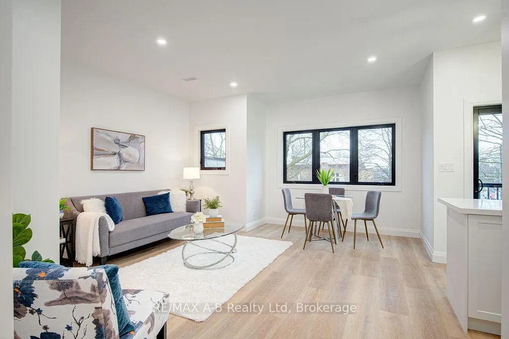Photo 8 of 312 Forman Avenue, Stratford — HOMEH