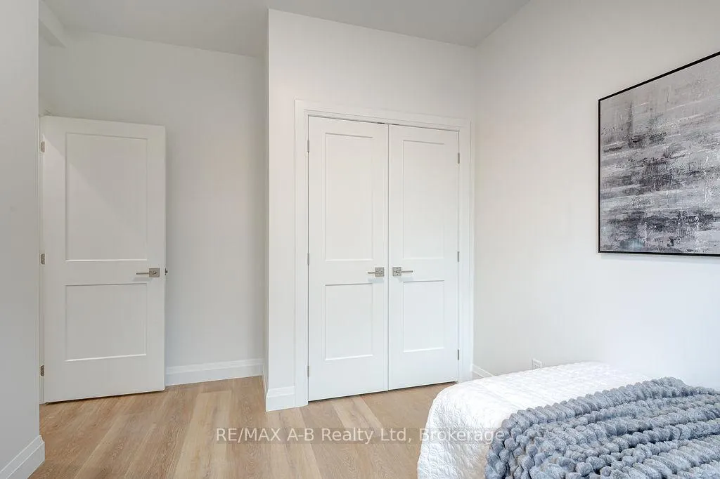 Photo 9 of 312 Forman Avenue, Stratford — HOMEH