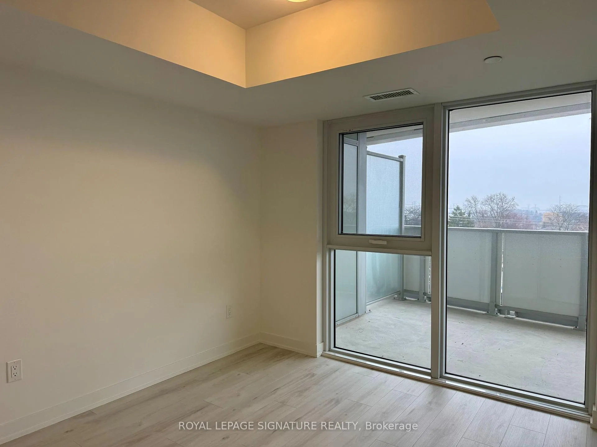 Photo 16 of Unit 409, 1010 Sandy Beach Road, Pickering, Bay Ridges — HOMEH