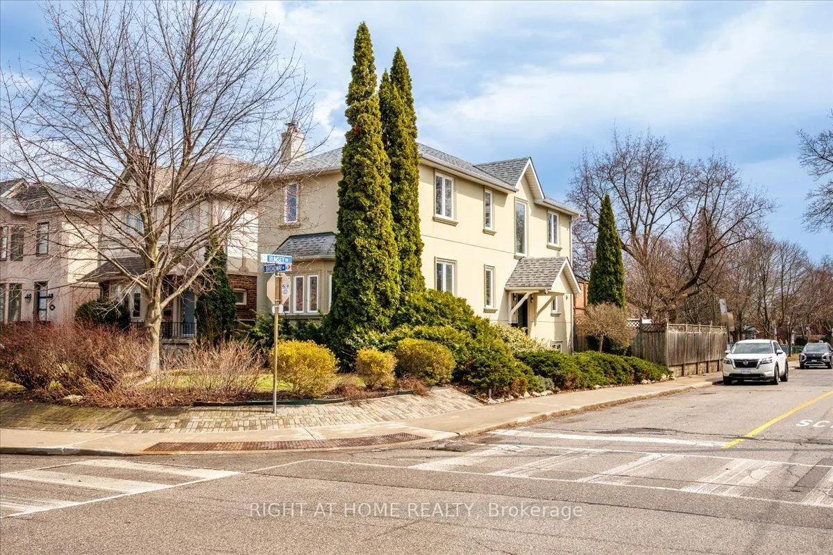 Photo 2 of 497 Broadway Avenue, Toronto, Leaside — HOMEH