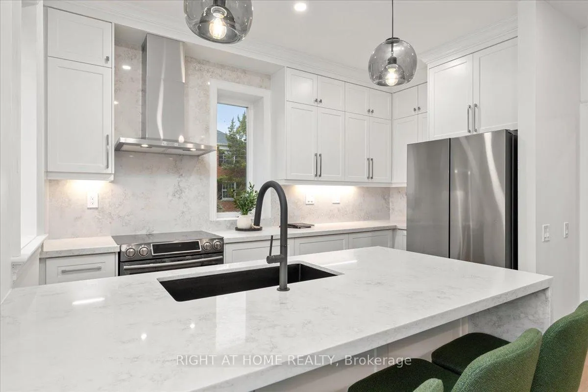 Photo 18 of 497 Broadway Avenue, Toronto, Leaside — HOMEH