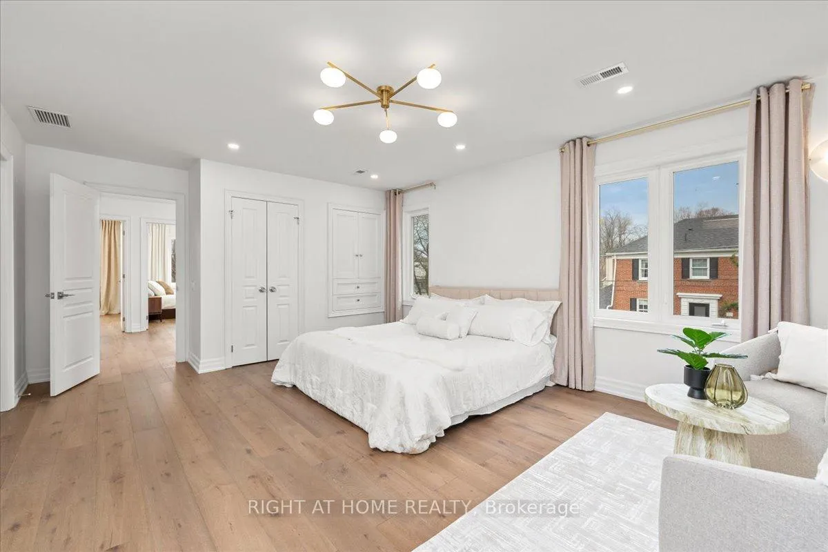 Photo 25 of 497 Broadway Avenue, Toronto, Leaside — HOMEH