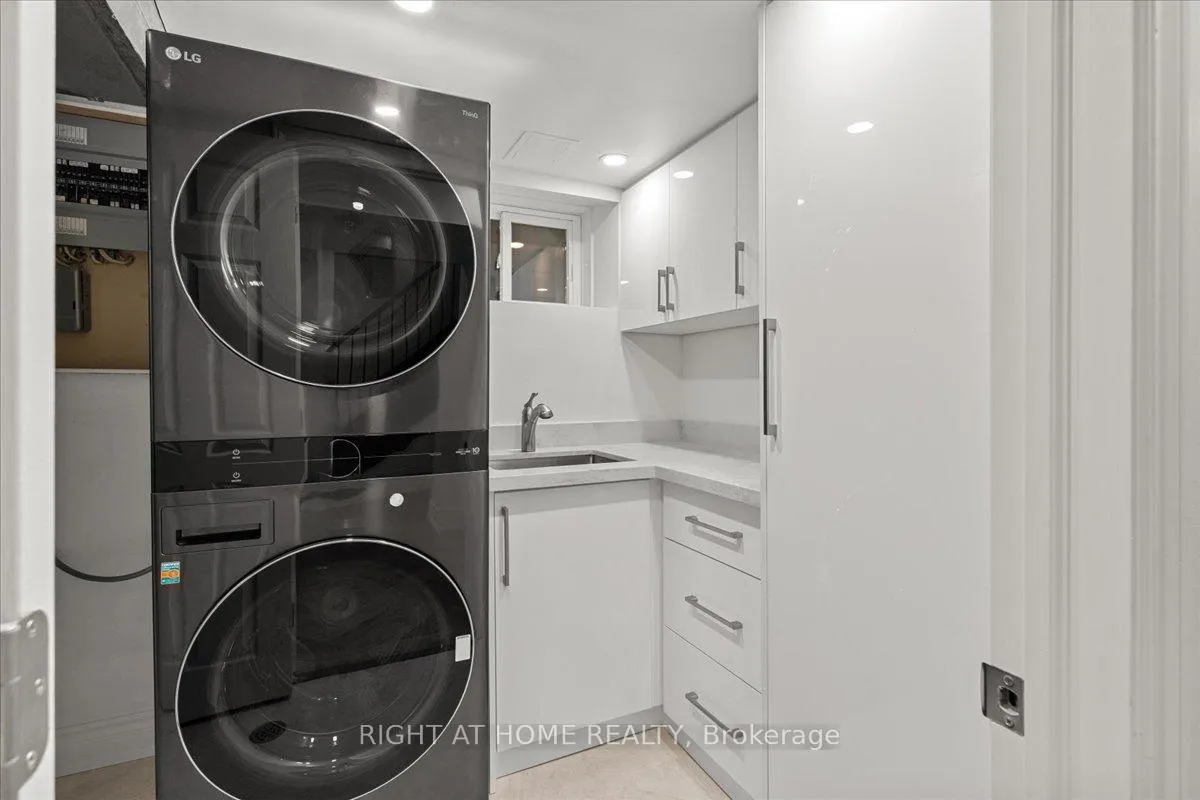 Photo 35 of 497 Broadway Avenue, Toronto, Leaside — HOMEH