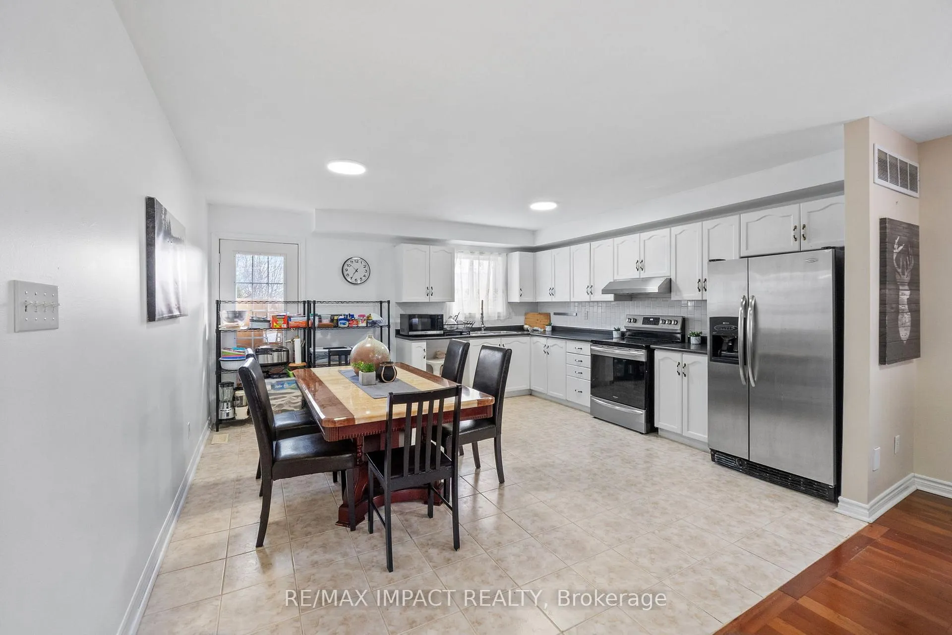 Photo 17 of 766 Munson Crescent, Cobourg — HOMEH