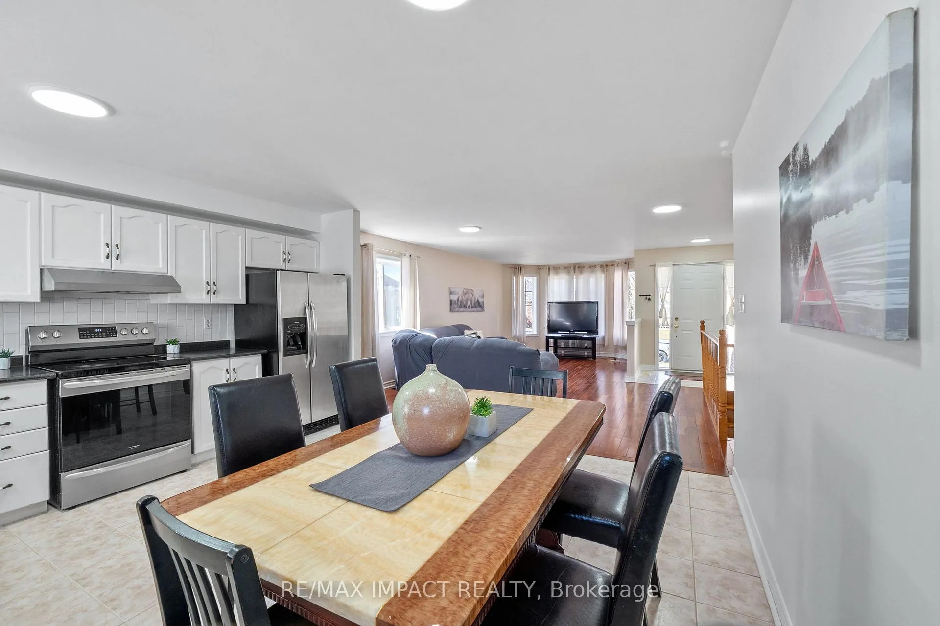 Photo 22 of 766 Munson Crescent, Cobourg — HOMEH